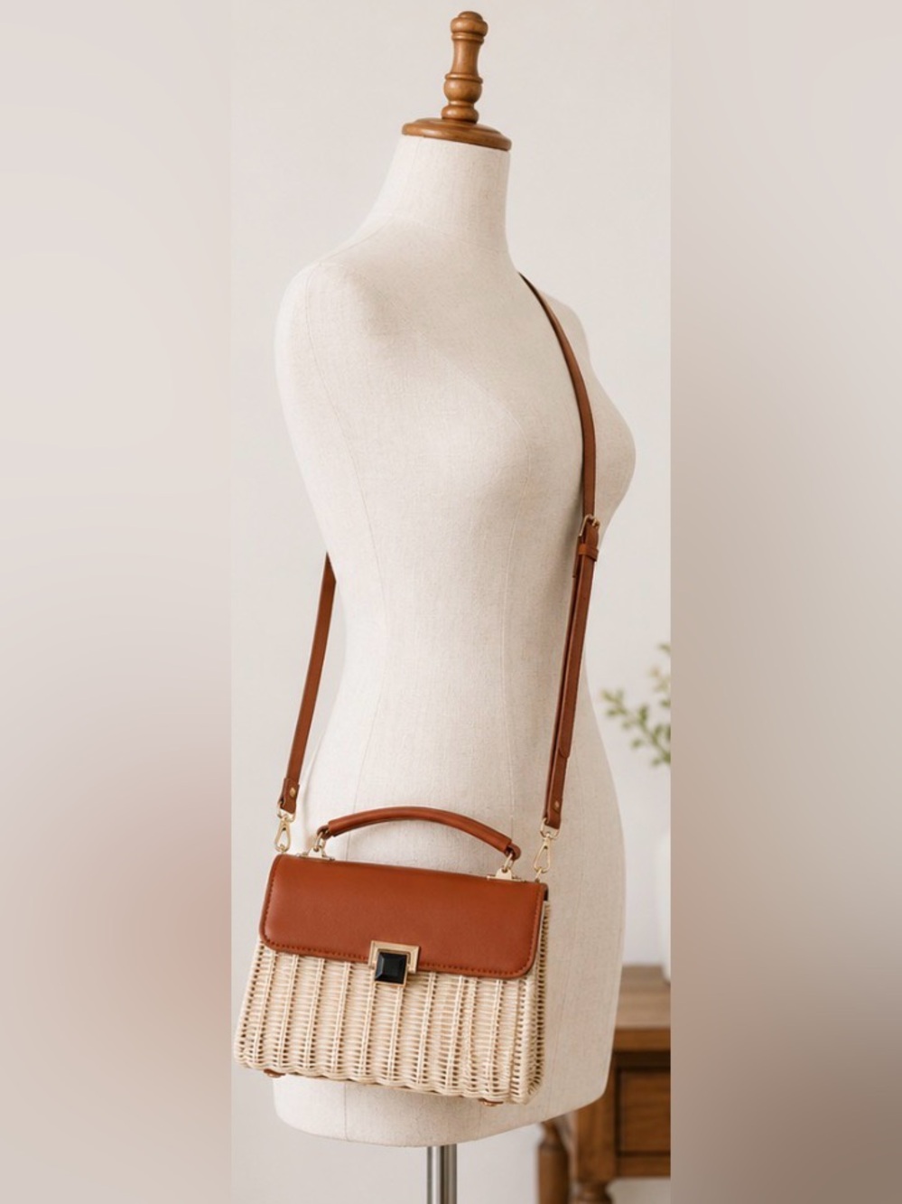 Tommy Bahama Natural Woven Rattan Leather Top Handle Satchel Crossbody Bag Tan - Picture 5 of 16